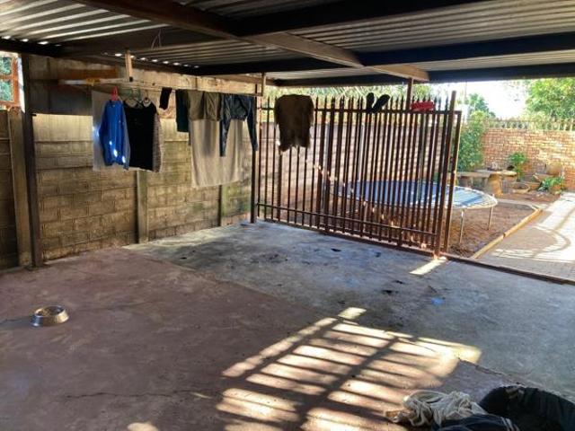 Townhouse for sale in Tlhabane, North West