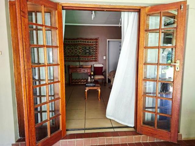 Townhouse for sale in Tlhabane, North West