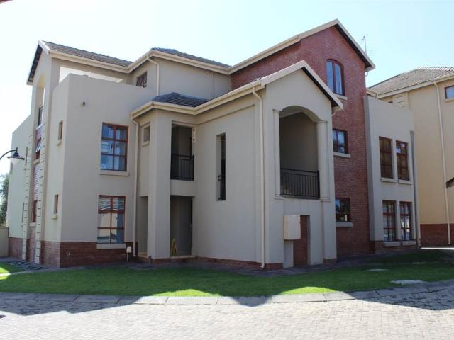 Townhouse for sale in Ekurhuleni, Gauteng