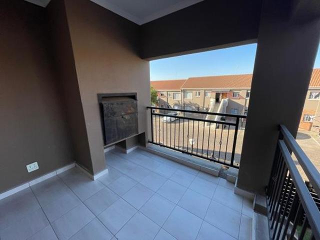 Townhouse for rent in Ekurhuleni, Gauteng