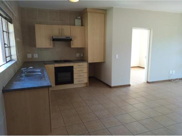 Townhouse for rent in Ekurhuleni, Gauteng