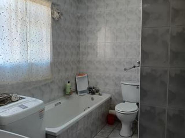 Townhouse for sale in Tlhabane, North West