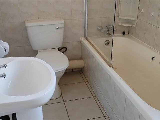 Townhouse for sale in Tlhabane, North West