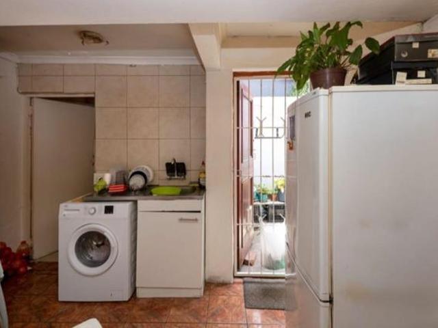 Townhouse for sale in Cape Town, Western Cape