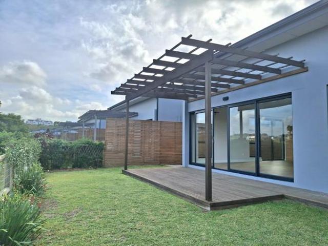 Townhouse for rent in Princess Grant, Kwazulu-natal