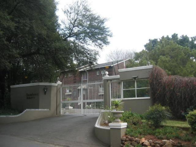 Townhouse for rent in Sandton
