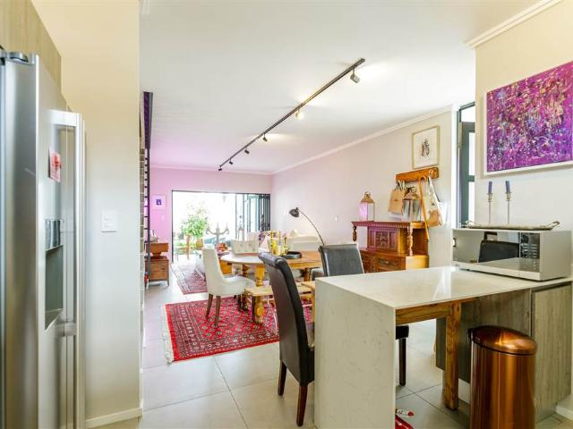 Townhouse for sale in Vosloorus, Gauteng