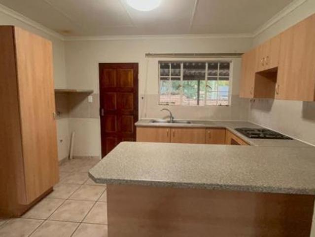 Townhouse for rent in Oranjeville, Free State