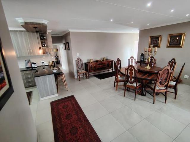Townhouse for sale in Gert Sibande, Mpumalanga