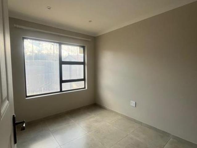 Townhouse for rent in Secunda, Govan Mbeki