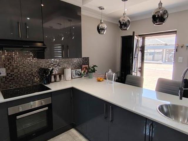 Townhouse for sale in Gert Sibande, Mpumalanga