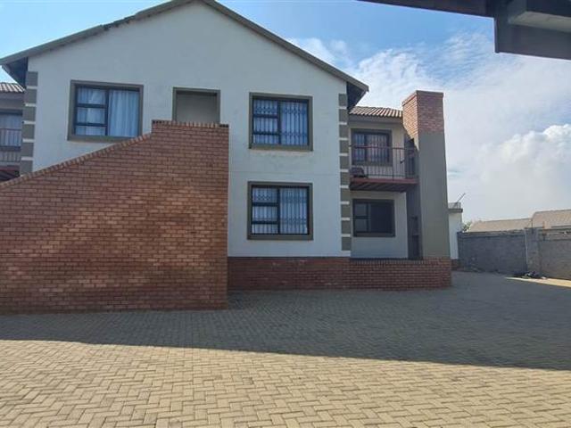 Townhouse for sale in Gert Sibande, Mpumalanga
