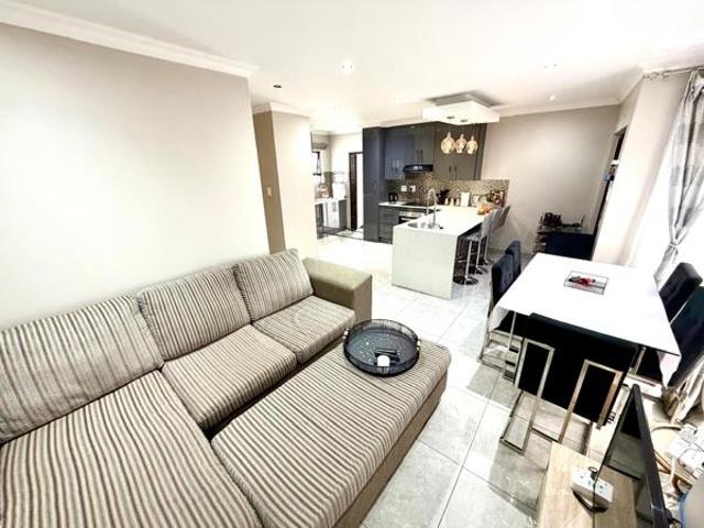 Townhouse for sale in Gert Sibande, Mpumalanga
