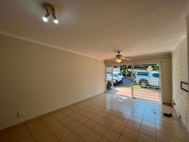 Townhouse for rent in Princess Grant, Kwazulu-natal