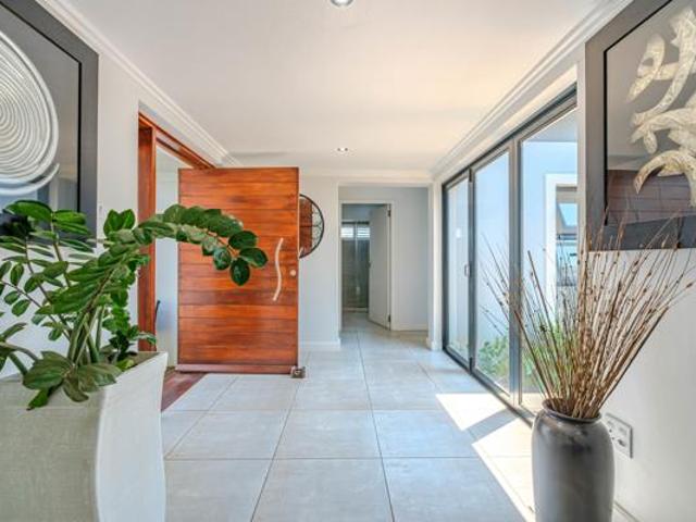 Townhouse for sale in Ballito, KwaDukuza Local Municipality