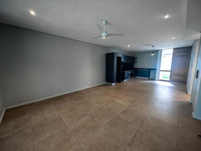 Townhouse for sale in Princess Grant, Kwazulu-natal