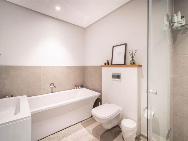 Townhouse for sale in Princess Grant, Kwazulu-natal