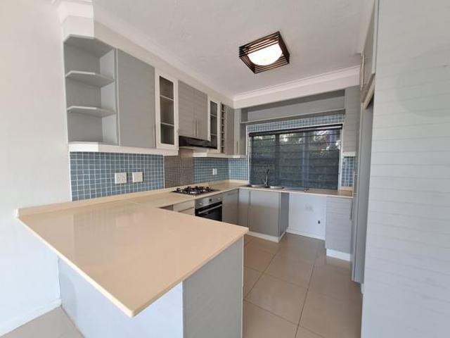 Townhouse for sale in Margate, Hibiscus Coast Local Municipality