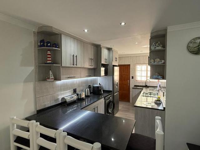 Townhouse for sale in Ugu District Municipality, Kwazulu-natal