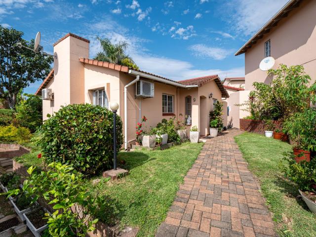 Townhouse for sale in Seaview, Kwazulu-natal