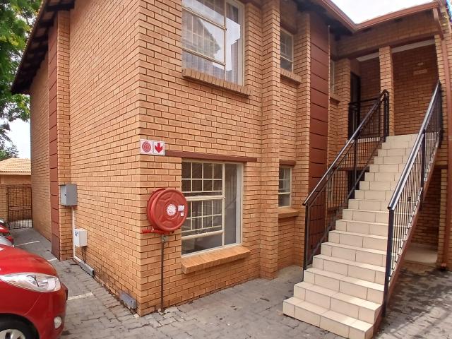 Townhouse for rent in Pretoria East, Pretoria