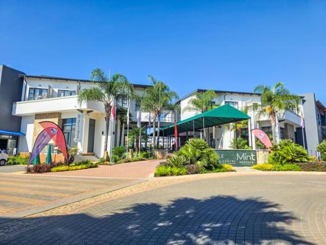 Townhouse for rent in Waterkloof, Gauteng