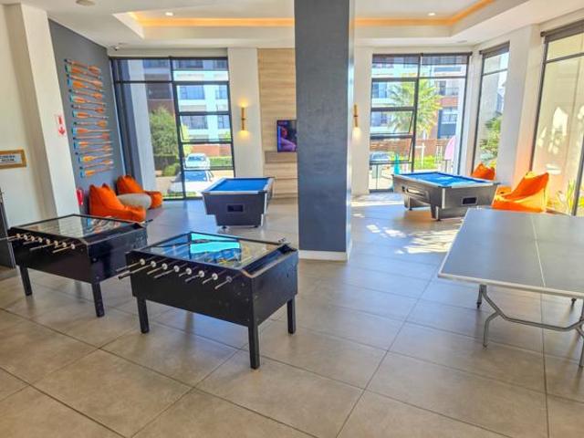 Townhouse for rent in Waterkloof, Gauteng
