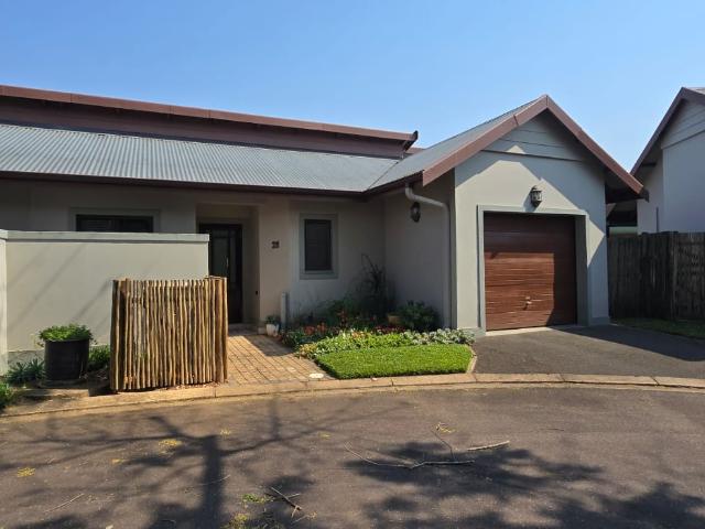 Townhouse for sale in Princess Grant, Kwazulu-natal