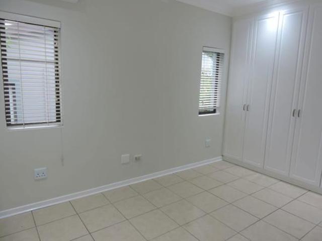 Townhouse for rent in Princess Grant, Kwazulu-natal