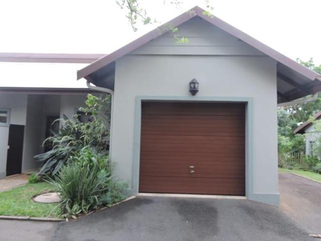 Townhouse for rent in Princess Grant, Kwazulu-natal