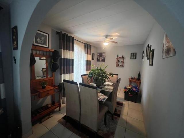 Townhouse for rent in Jansenpark, City of Ekurhuleni Metropolitan Municipality