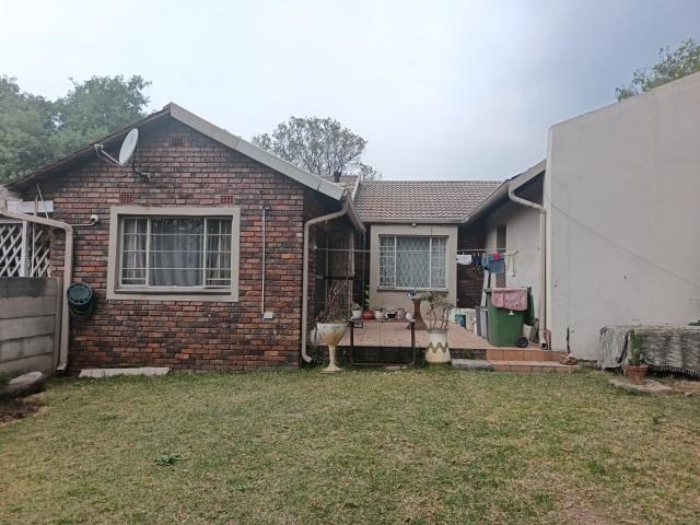 Townhouse for sale in Ekurhuleni, Gauteng