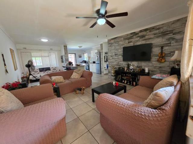 Townhouse for sale in Ugu District Municipality, Kwazulu-natal