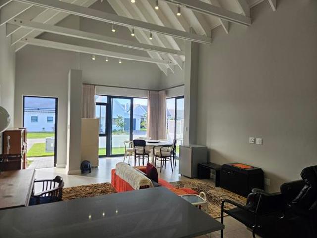 Townhouse for rent in Cape St Francis, Eastern Cape
