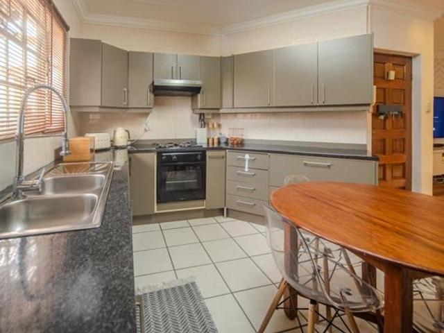 Townhouse for sale in Gert Sibande, Mpumalanga
