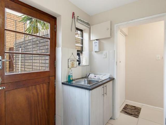 Townhouse for rent in Cape Town, Western Cape
