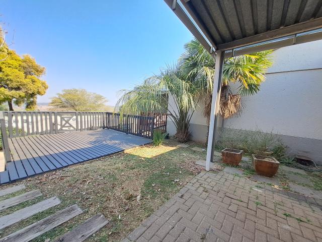 Townhouse for sale in Waterkloof, Gauteng
