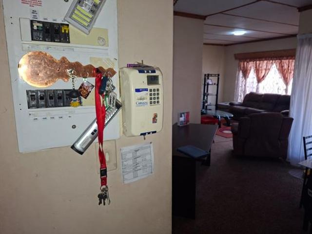 Townhouse for rent in Stilfontein, Matlosana Local Municipality