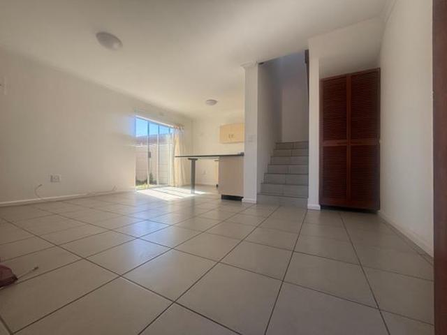 Townhouse for rent in Cape Town, Western Cape