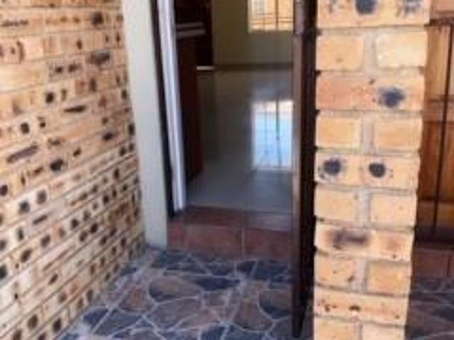 Townhouse for rent in Westonaria, Gauteng