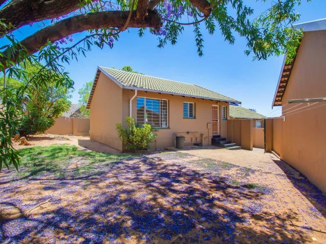 Townhouse for sale in Randburg Townhouse for sale in Randburg