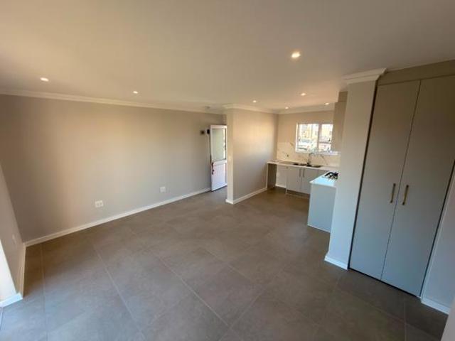 Townhouse for rent in Cape Town, Western Cape