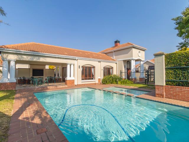 Townhouse for sale in Alexandra, Gauteng