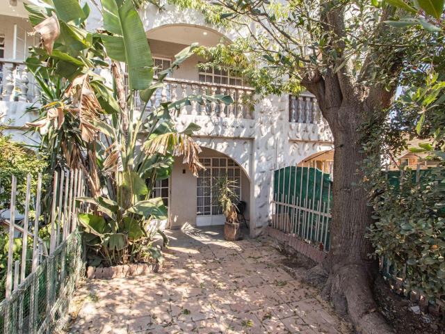 Townhouse for sale in Ekurhuleni, Gauteng