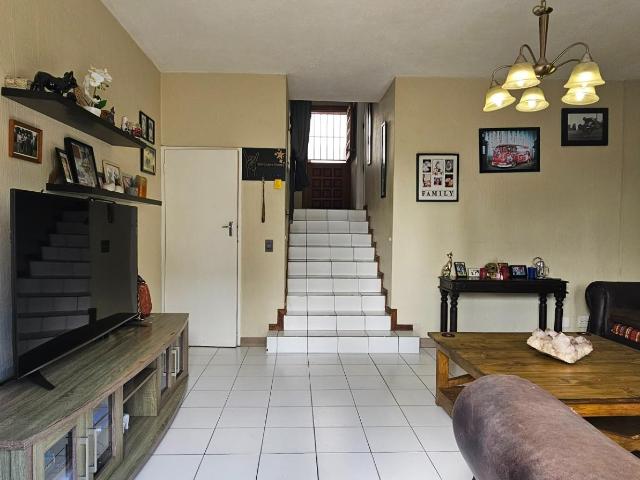 Townhouse for sale in Ekurhuleni, Gauteng