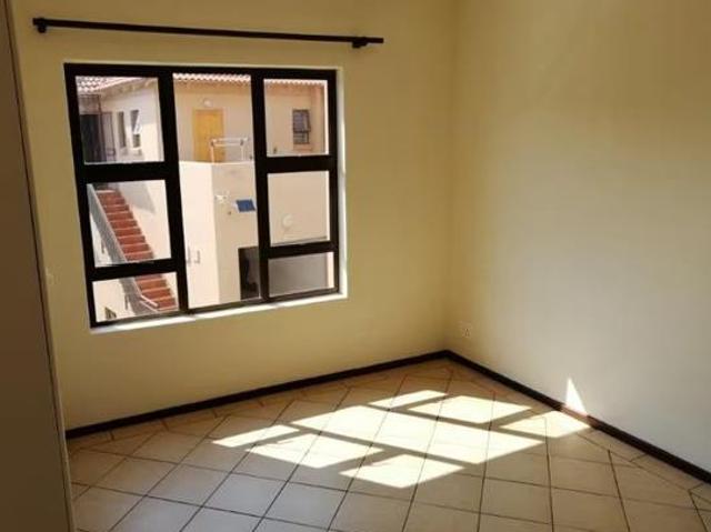 Townhouse for rent in Jansenpark, City of Ekurhuleni Metropolitan Municipality