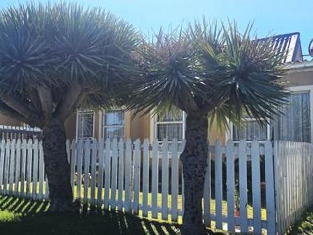 Townhouse for rent in Cape Town, Western Cape