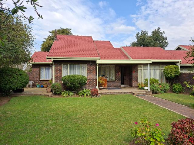 Townhouse for sale in Ekurhuleni, Gauteng