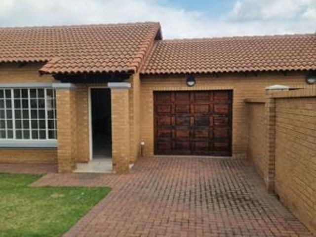 Townhouse for sale in Witbank, Mpumalanga