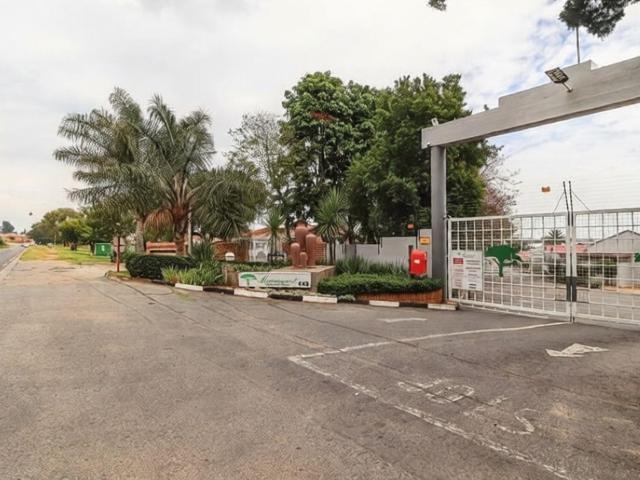 Townhouse for sale in Ekurhuleni, Gauteng